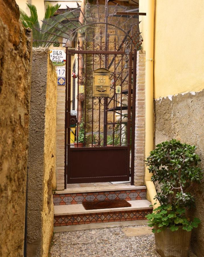 Апартаменты L'Elegante Dependance Del Barone Francesco Sala Агридженто Экстерьер фото